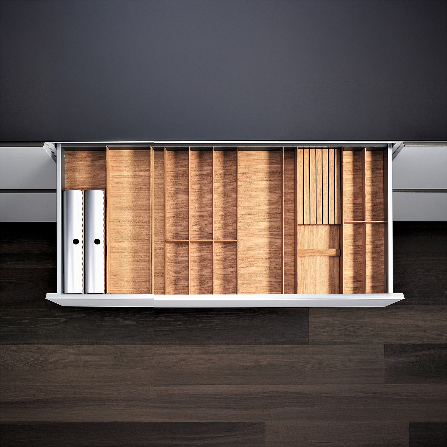 КОМПЛЕКТ лоток + делитель + держатели для фольги и для ножей, ФайнЛайн Линик 1000-1200 мм, глубина 500 мм, цвет ДУБ натуральный Kessebohmer